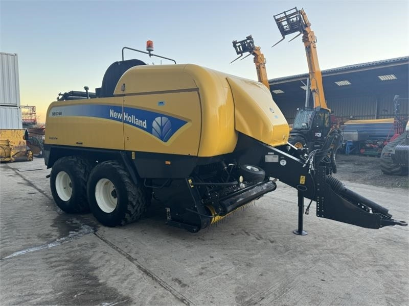 New Holland New Holland BB9060 Baler - Enfardadeira de fardos quadrados: foto 4 New Holland New Holland BB9060 Baler - Enfardadeira de fardos quadrados: foto 4