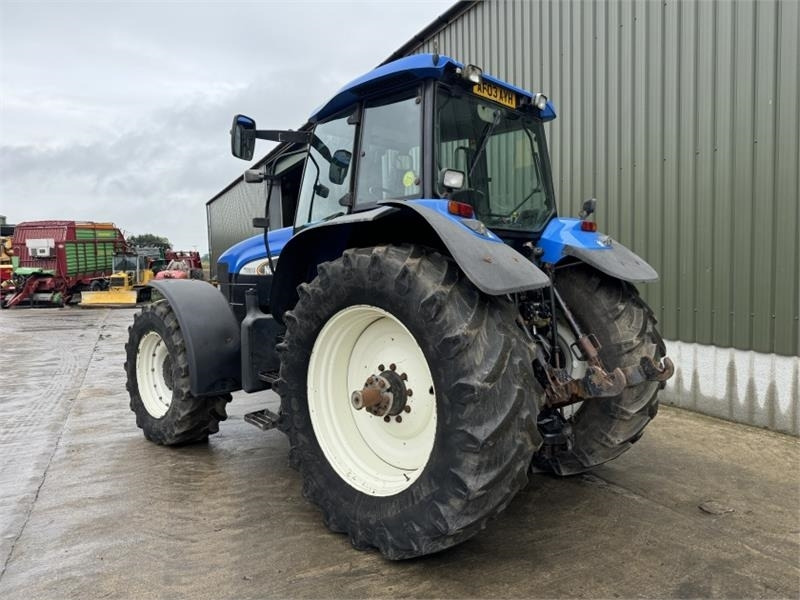 New Holland New Holland TM190 - Trator: foto 2 New Holland New Holland TM190 - Trator: foto 2