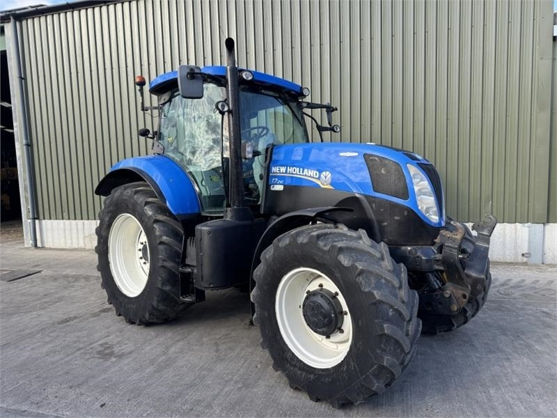 New Holland T7.210 Auto Command - Trator: foto 2 New Holland T7.210 Auto Command - Trator: foto 2