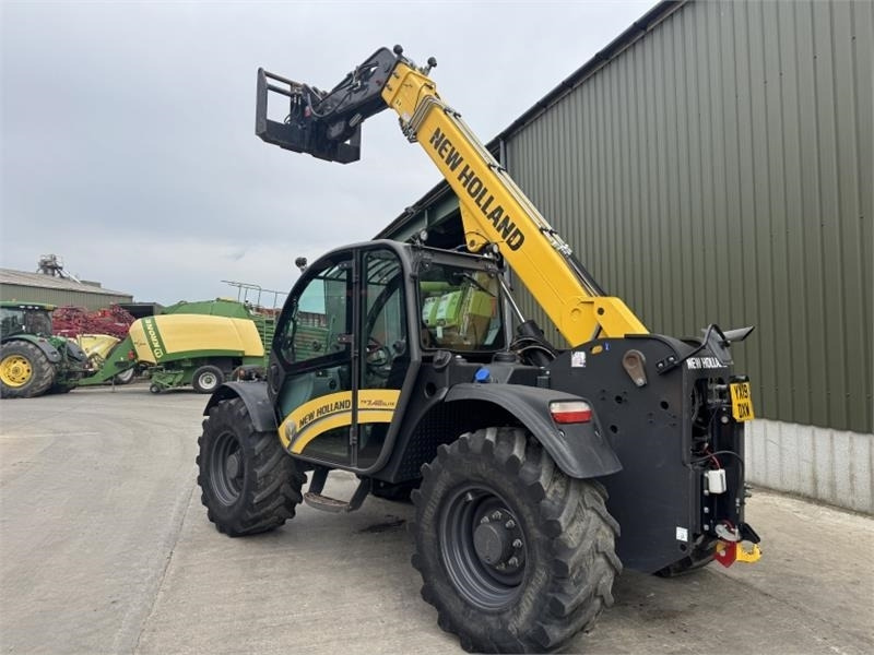 New Holland TH 7.42 Elite Telehandler**Merlo Headstock** - Empilhador telescópico: foto 4 New Holland TH 7.42 Elite Telehandler**Merlo Headstock** - Empilhador telescópico: foto 4