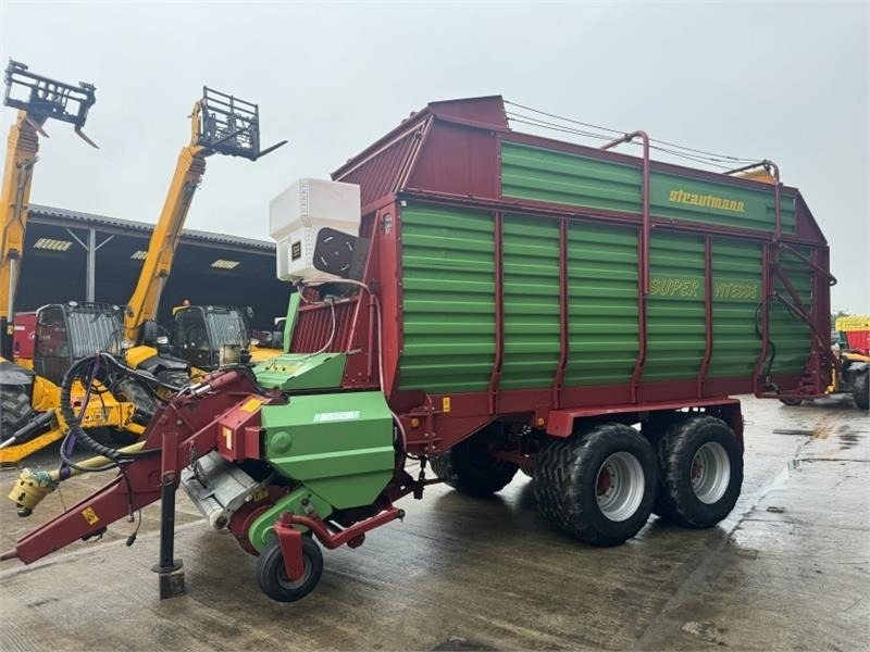 Strautmann Super Vitesse Silage Wagon - Autocarregadora: foto 4 Strautmann Super Vitesse Silage Wagon - Autocarregadora: foto 4