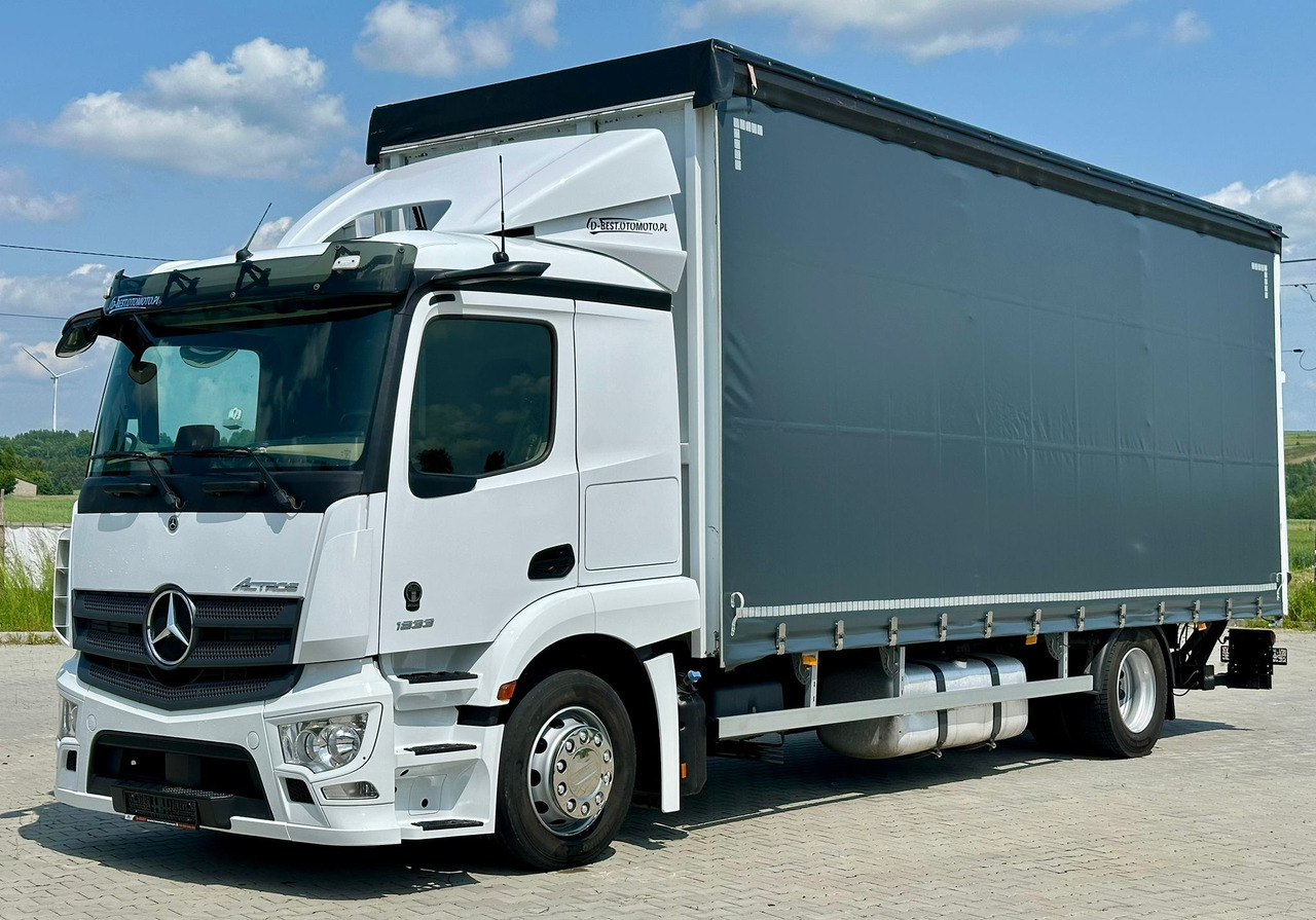 MERCEDES-BENZ ACTROS 1833 / FIRANKA / WINDA / 18 PALET / AUTOMAT / 310 TYS KM / DUŻY SILNIK / 2020 ROK / SYPIALKA - Camião de lona: foto 2 MERCEDES-BENZ ACTROS 1833 / FIRANKA / WINDA / 18 PALET / AUTOMAT / 310 TYS KM / DUŻY SILNIK / 2020 ROK / SYPIALKA - Camião de lona: foto 2