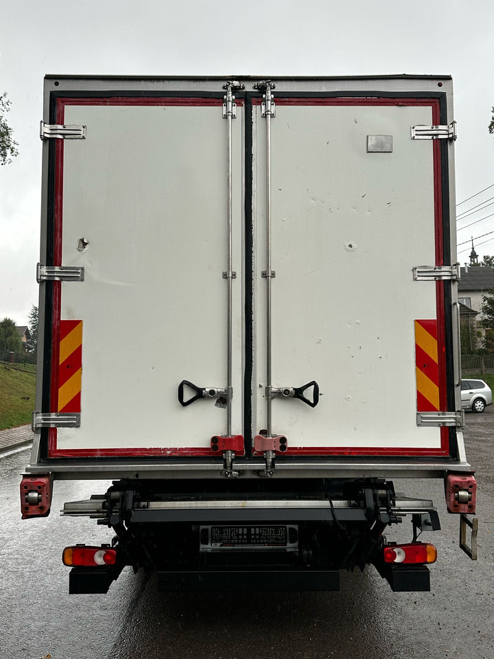 RENAULT D 14 / 240 / CHŁODNIA / WINDA / 16 EUROPALET / 6.7 M DŁUGOŚCI / BI-TEMPERATURA / CARRIER SUPRA 850 - Camião frigorífico: foto 5 RENAULT D 14 / 240 / CHŁODNIA / WINDA / 16 EUROPALET / 6.7 M DŁUGOŚCI / BI-TEMPERATURA / CARRIER SUPRA 850 - Camião frigorífico: foto 5