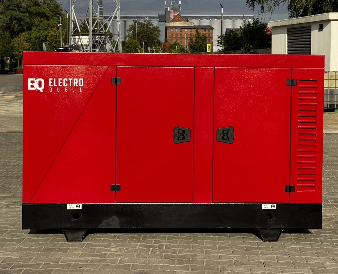 IVECO 30 kVA / 24 kW - Gerador elétrico: foto 1 IVECO 30 kVA / 24 kW - Gerador elétrico: foto 1