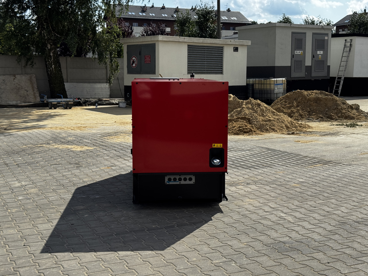 PERKINS 60 kVA / 48 kW - Gerador elétrico: foto 3 PERKINS 60 kVA / 48 kW - Gerador elétrico: foto 3