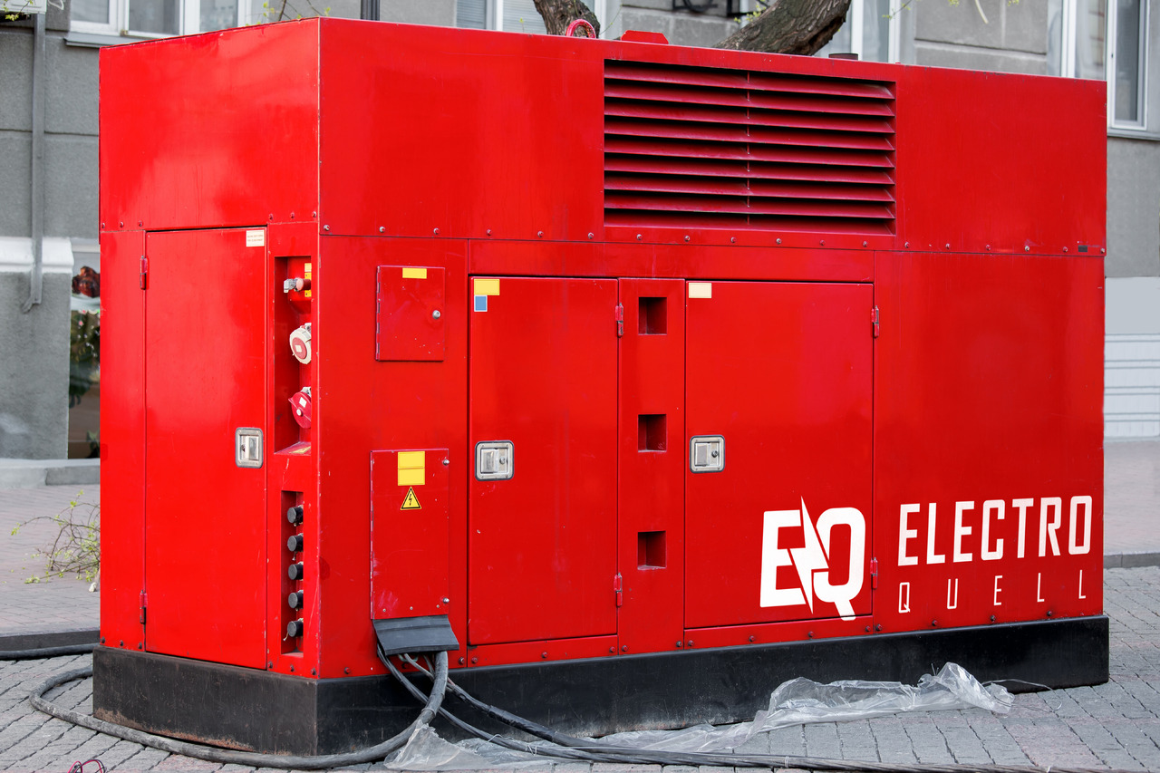 VOLVO 300 kVA / 240 kW - Gerador elétrico: foto 1 VOLVO 300 kVA / 240 kW - Gerador elétrico: foto 1