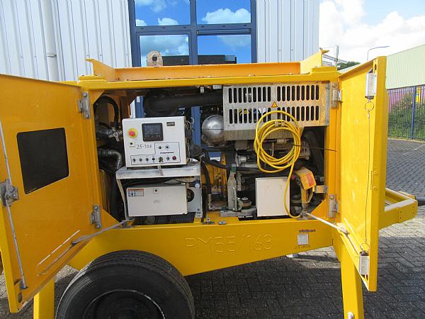 2014 PUTZMEISTER BSA 1005 DC- concrete pump. - Bomba de betão estacionária: foto 3 2014 PUTZMEISTER BSA 1005 DC- concrete pump. - Bomba de betão estacionária: foto 3