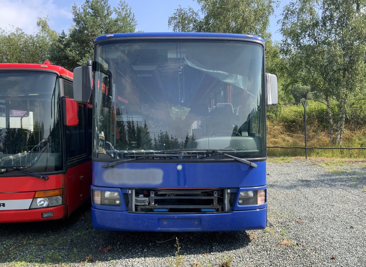 Ônibus suburbano Mercedes-Benz Integro: foto 6