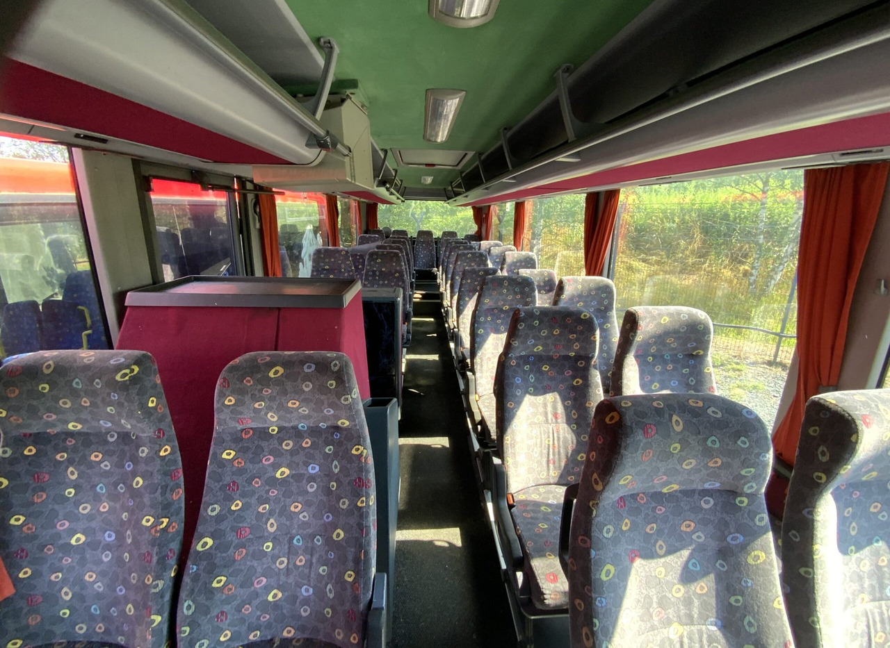 Ônibus suburbano Mercedes-Benz Integro: foto 10