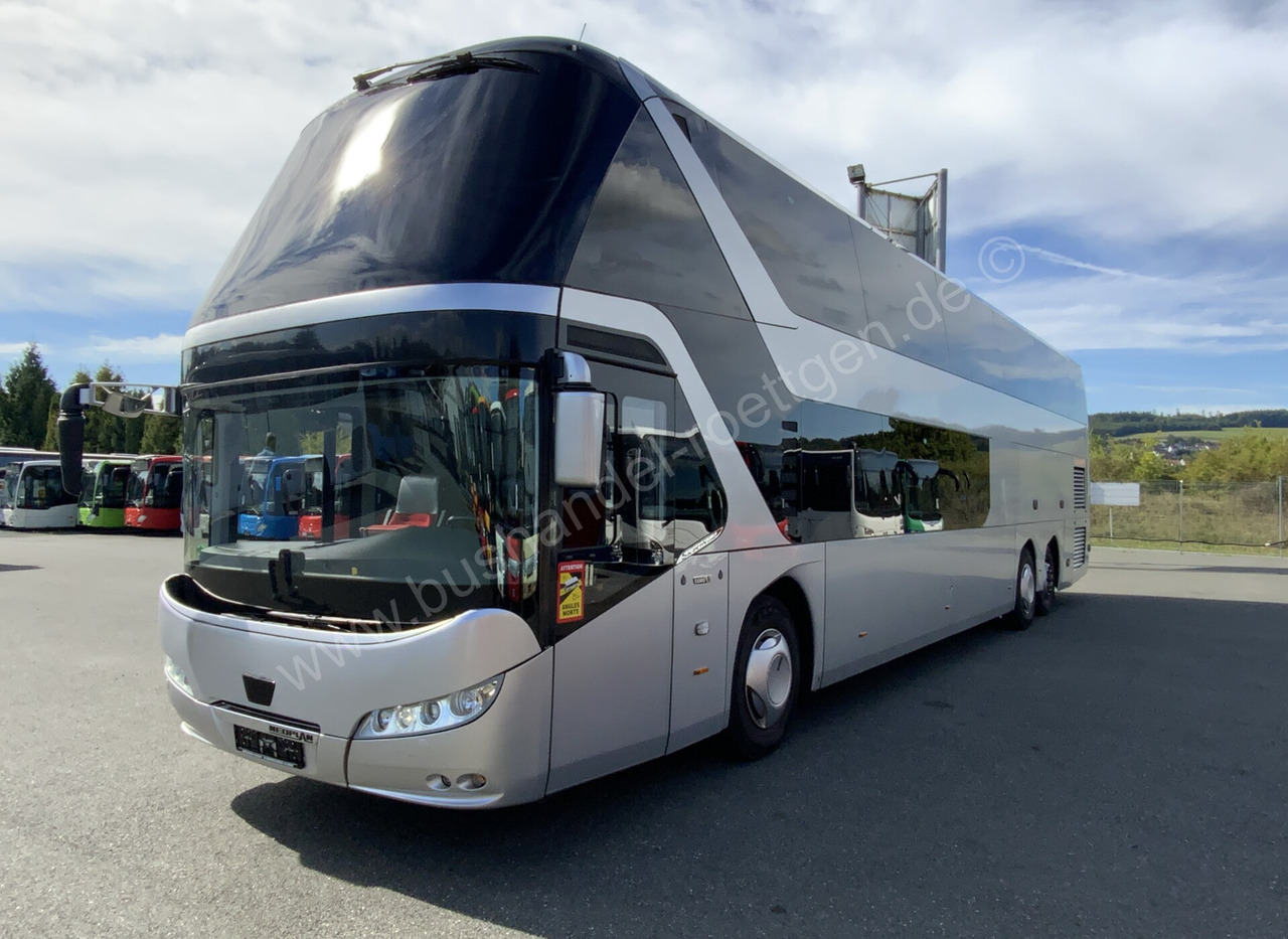 Neoplan Cityliner - Ônibus panorâmico: foto 2 Neoplan Cityliner - Ônibus panorâmico: foto 2