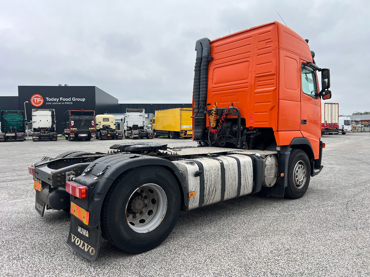 Volvo FH 13.400 Globetrotter, Euro 5 - Tractor: foto 3 Volvo FH 13.400 Globetrotter, Euro 5 - Tractor: foto 3