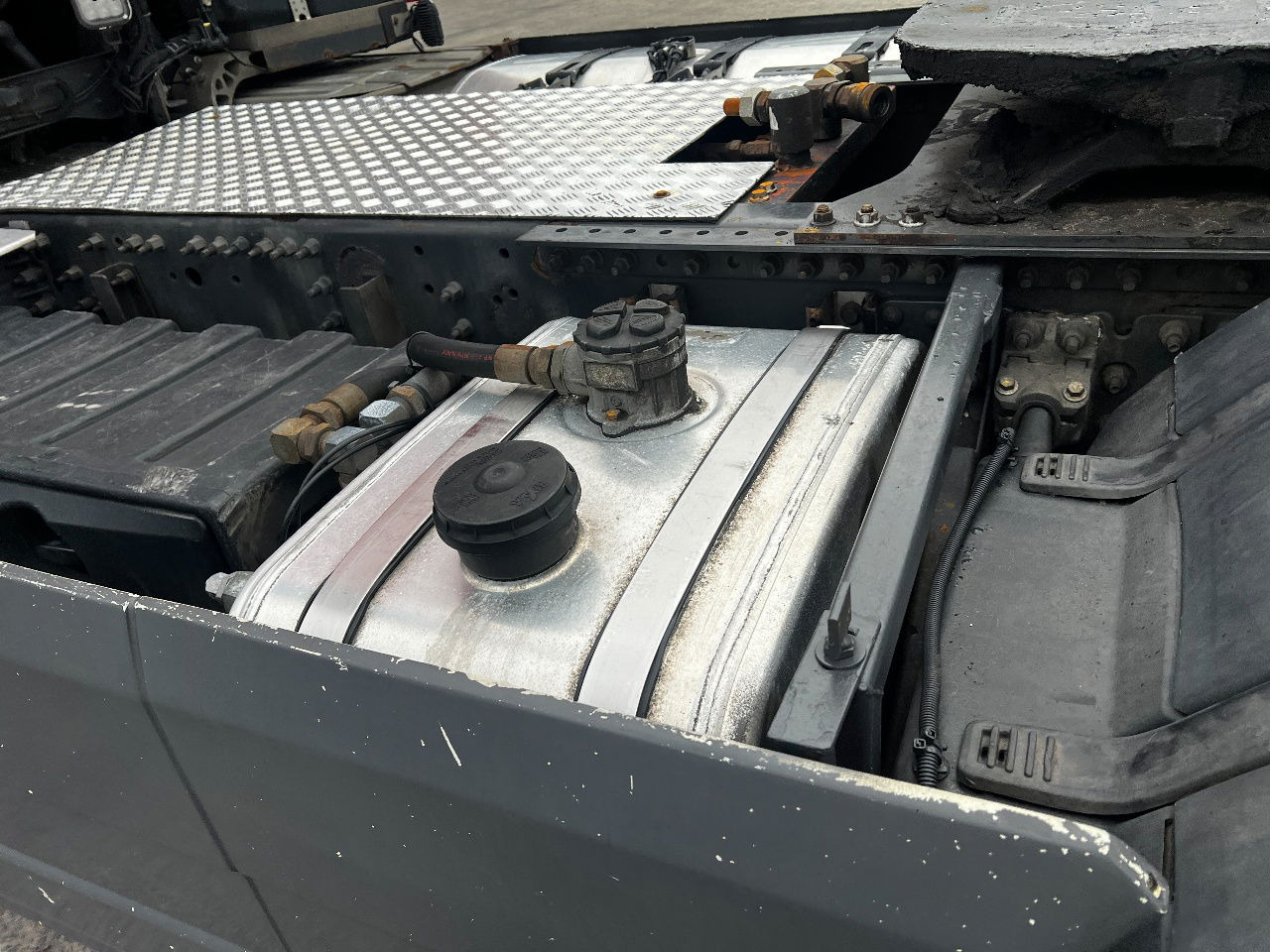 Volvo FH 460 Globe, Hydraulic, Euro 6 - Tractor: foto 5 Volvo FH 460 Globe, Hydraulic, Euro 6 - Tractor: foto 5