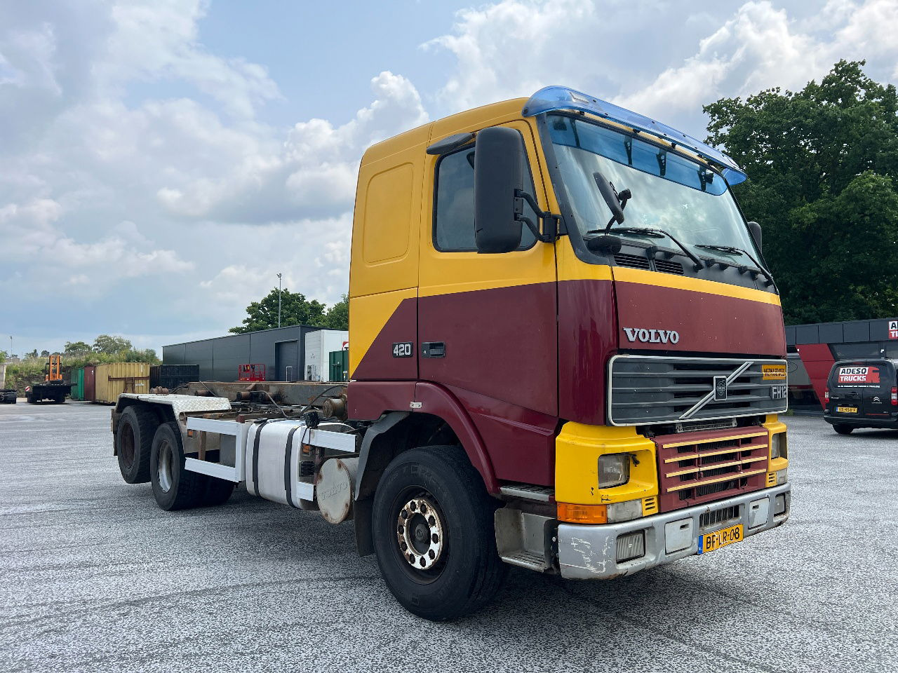 Volvo FH 12.380 6x2, NCH, Euro2, Full Steel - Camião transportador de contêineres/ Caixa móvel: foto 2 Volvo FH 12.380 6x2, NCH, Euro2, Full Steel - Camião transportador de contêineres/ Caixa móvel: foto 2