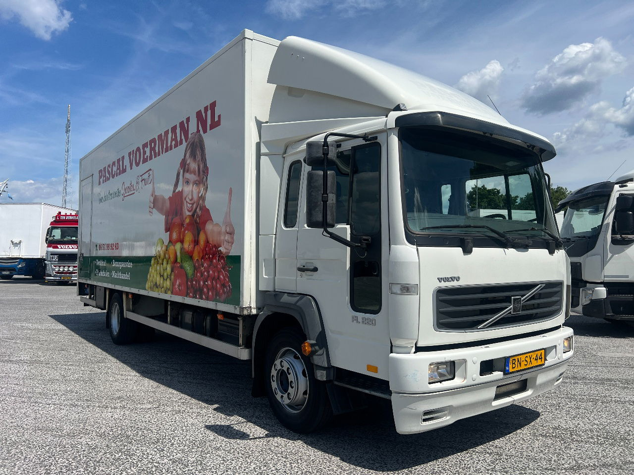 Volvo FL 612 220PK, Euro 3 - Camião furgão: foto 2 Volvo FL 612 220PK, Euro 3 - Camião furgão: foto 2