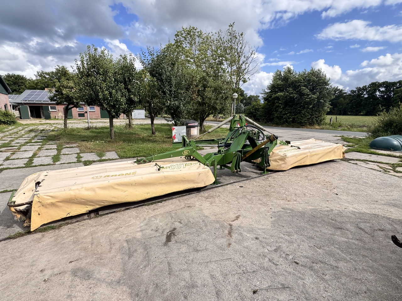 KRONE Easycut 9140 Shift - Gadanheira: foto 2 KRONE Easycut 9140 Shift - Gadanheira: foto 2