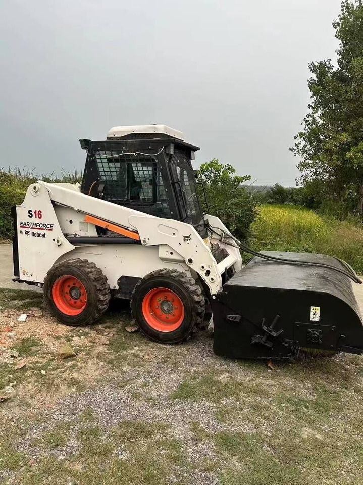 Bobcat S 16 - Mini pá carregadora: foto 2 Bobcat S 16 - Mini pá carregadora: foto 2