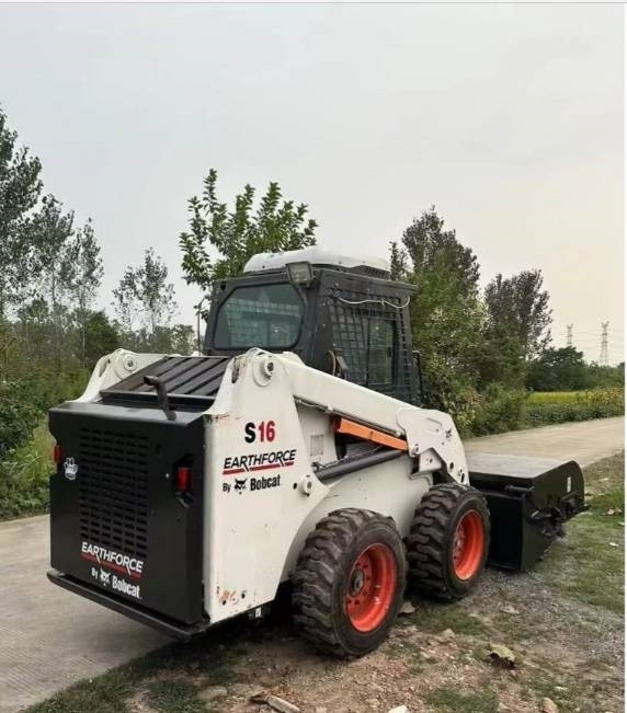 Bobcat S 16 - Mini pá carregadora: foto 5 Bobcat S 16 - Mini pá carregadora: foto 5
