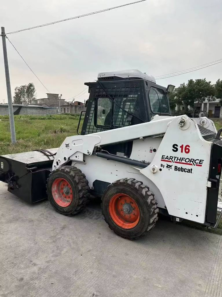 Bobcat S 16 - Mini pá carregadora: foto 1 Bobcat S 16 - Mini pá carregadora: foto 1