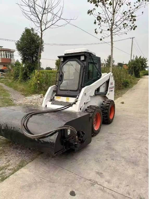 Bobcat S 16 - Mini pá carregadora: foto 1 Bobcat S 16 - Mini pá carregadora: foto 1