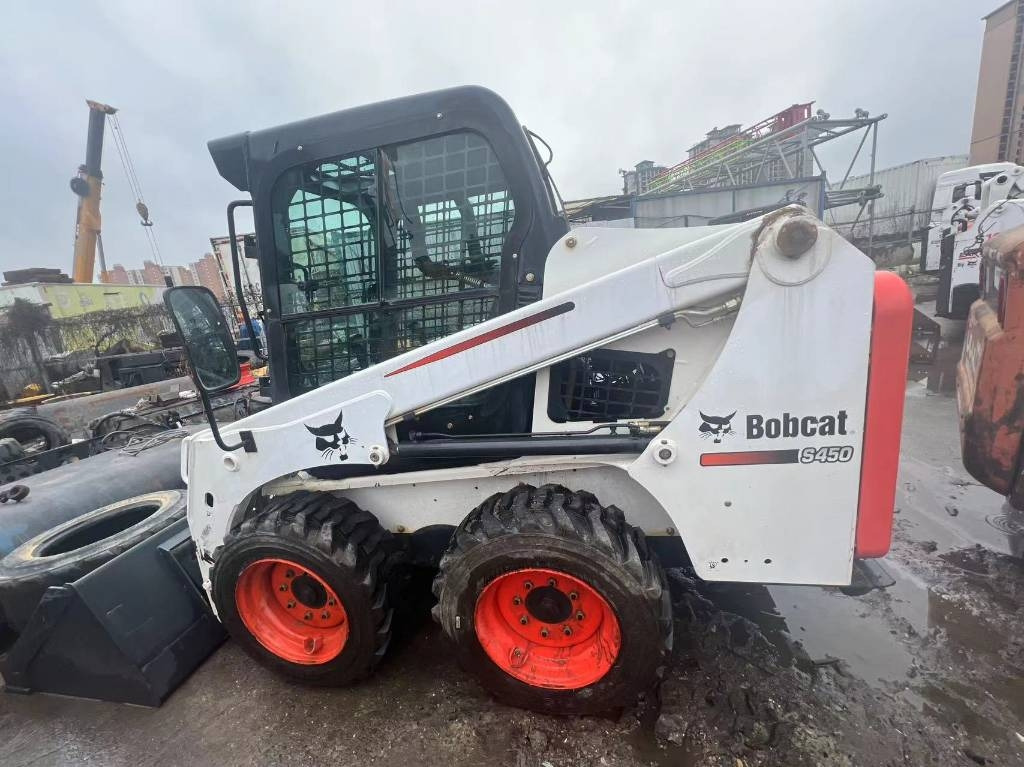 Bobcat S 450 - Mini pá carregadora: foto 1 Bobcat S 450 - Mini pá carregadora: foto 1