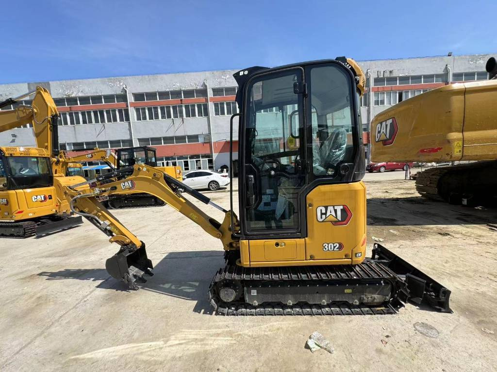 CAT 302 - Mini escavadeira: foto 2 CAT 302 - Mini escavadeira: foto 2