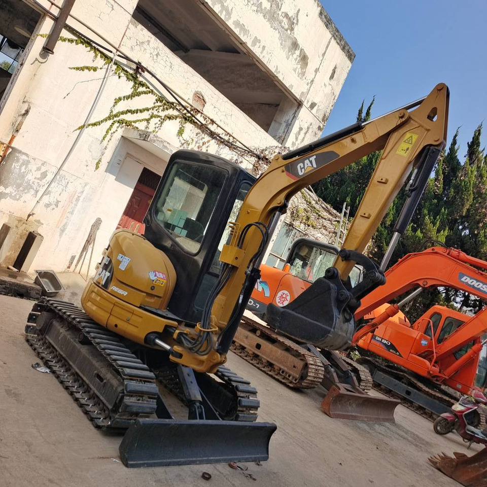 CAT 303 CR - Mini escavadeira: foto 5 CAT 303 CR - Mini escavadeira: foto 5