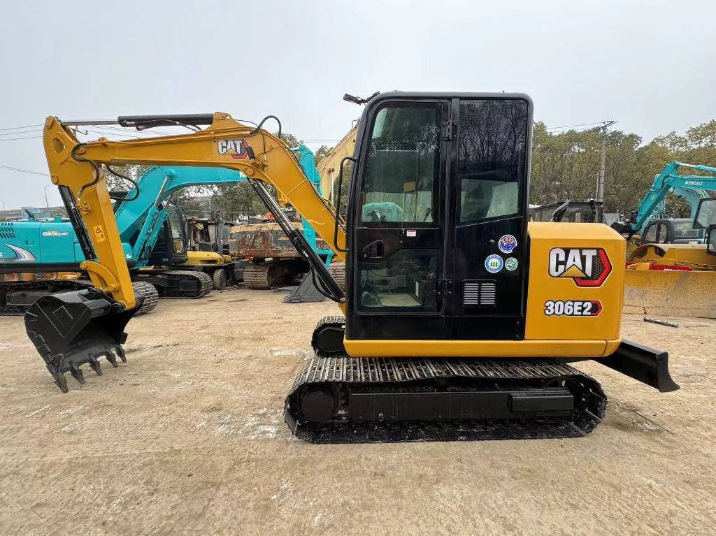 CAT 306E - Mini escavadeira: foto 1 CAT 306E - Mini escavadeira: foto 1