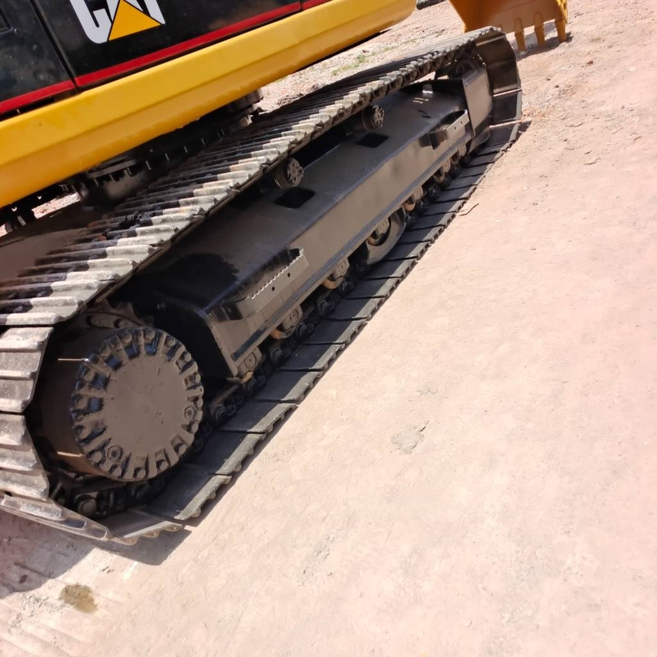 CAT 320 B L - Escavadora de rastos: foto 4 CAT 320 B L - Escavadora de rastos: foto 4