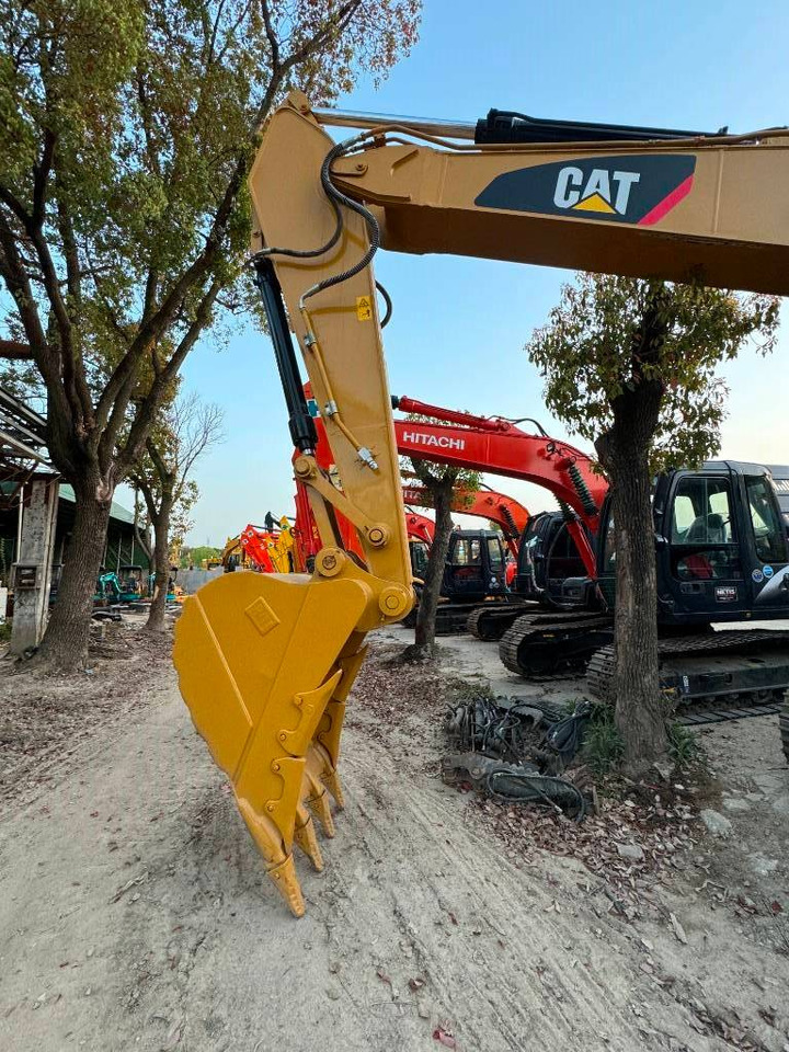 CAT 320 D-C7.1 enging - Escavadora de rastos: foto 3 CAT 320 D-C7.1 enging - Escavadora de rastos: foto 3