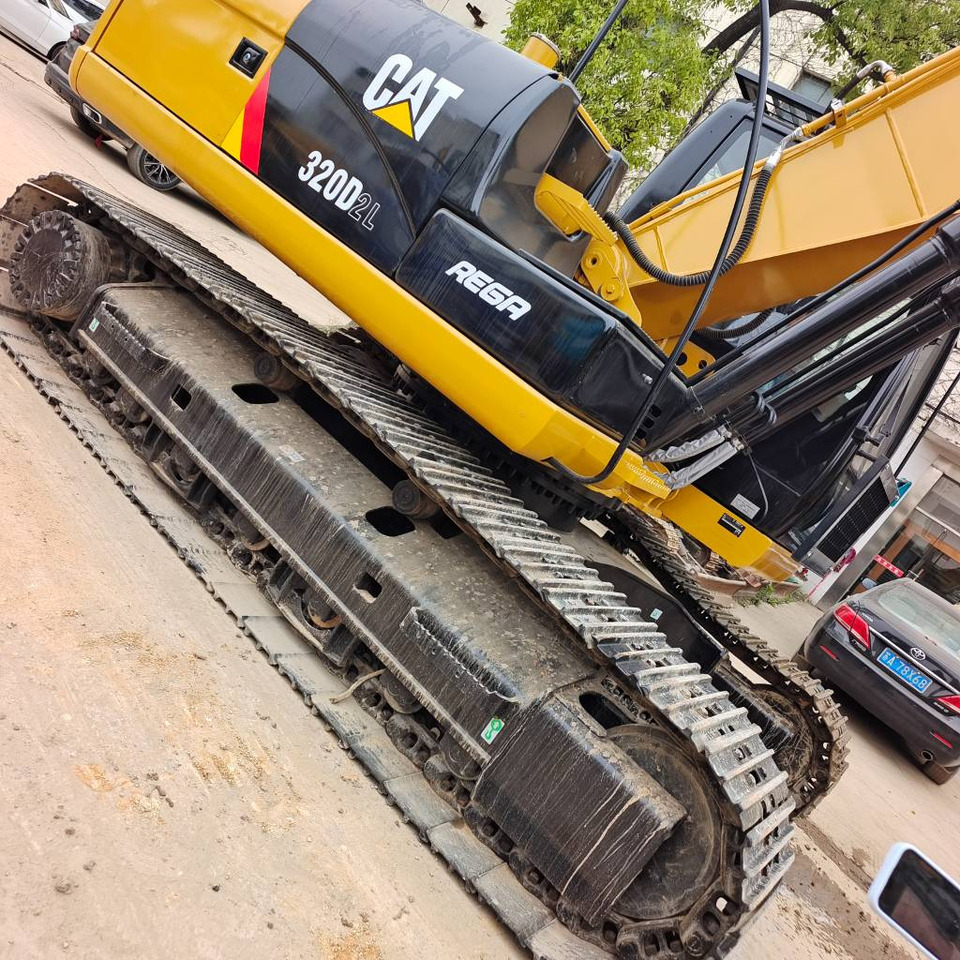 Escavadora de rastos CAT 320 D2L: foto 13
