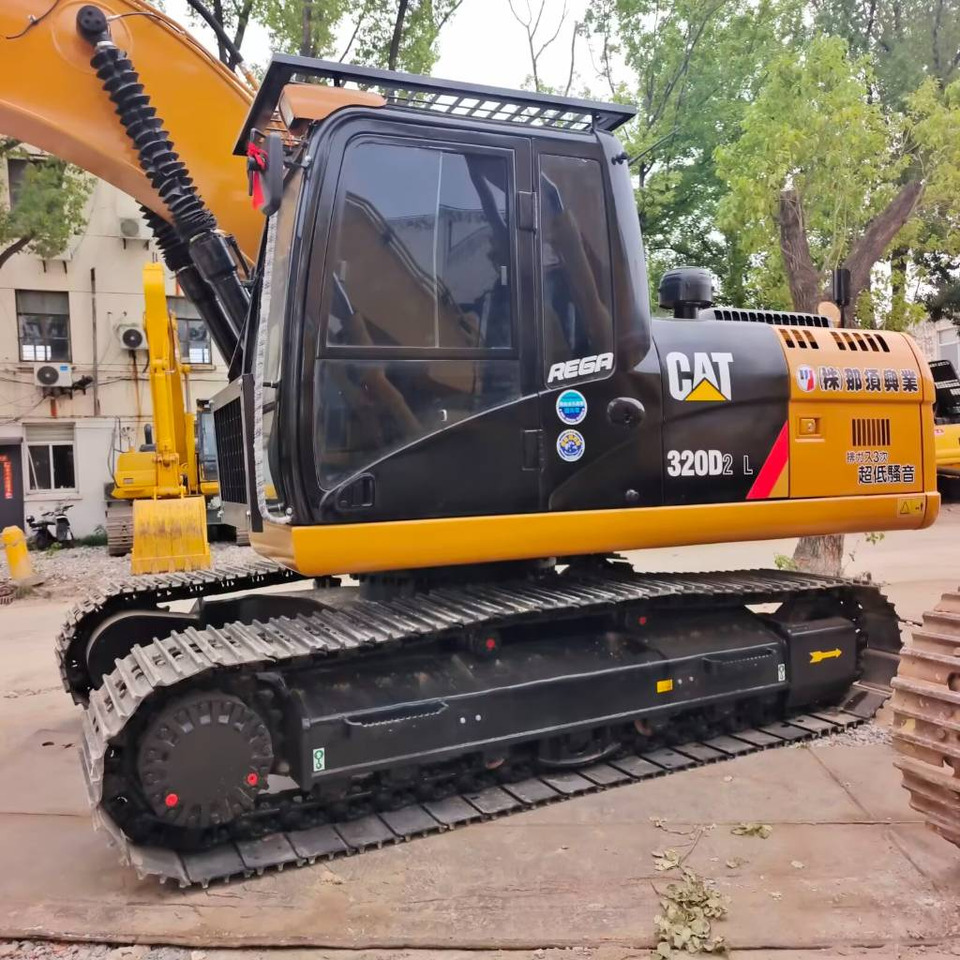 CAT 320D - Escavadora de rastos: foto 1 CAT 320D - Escavadora de rastos: foto 1