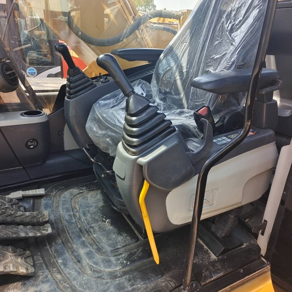 CAT 320D2 - Escavadora de rastos: foto 4 CAT 320D2 - Escavadora de rastos: foto 4