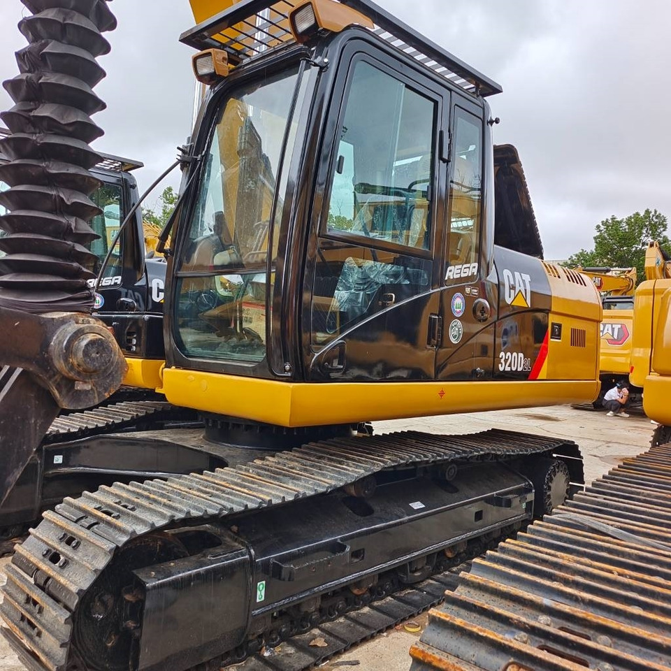 CAT 320D2L - Escavadora de rastos: foto 4 CAT 320D2L - Escavadora de rastos: foto 4