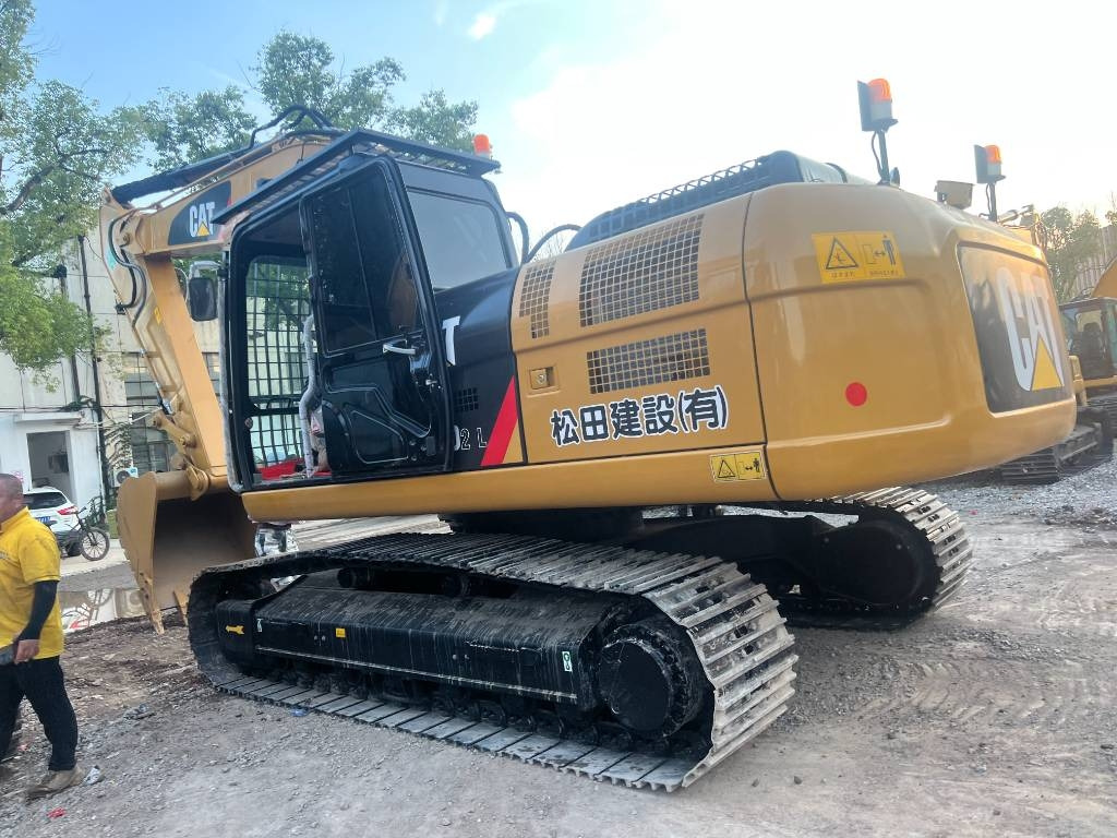 CAT 324 D L - Escavadora de rastos: foto 1 CAT 324 D L - Escavadora de rastos: foto 1
