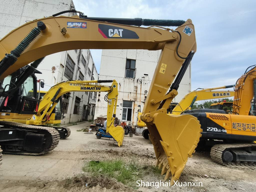 CAT 330 D LN - Escavadora de rastos: foto 2 CAT 330 D LN - Escavadora de rastos: foto 2