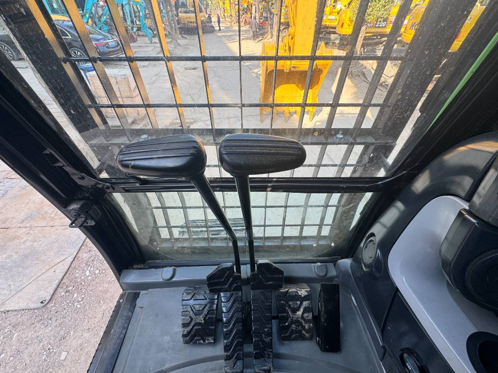 CAT 330D2L - Escavadora de rastos: foto 5 CAT 330D2L - Escavadora de rastos: foto 5