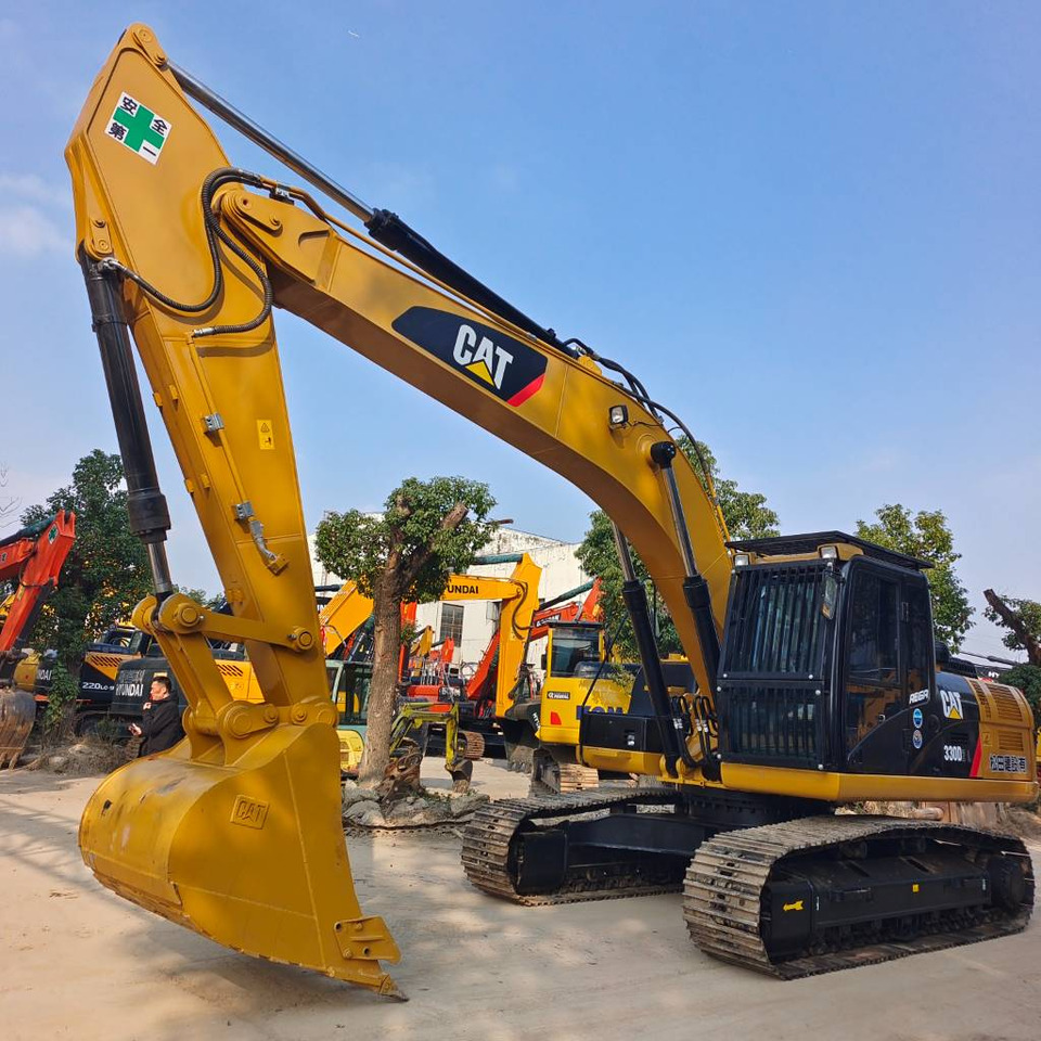 CAT 330D2L - Escavadora de rastos: foto 1 CAT 330D2L - Escavadora de rastos: foto 1