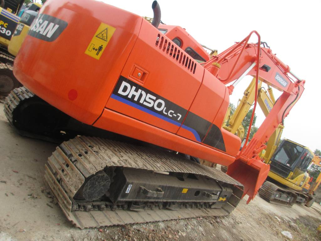 Doosan DH 150 LC-7 - Escavadeira de rodas: foto 4 Doosan DH 150 LC-7 - Escavadeira de rodas: foto 4