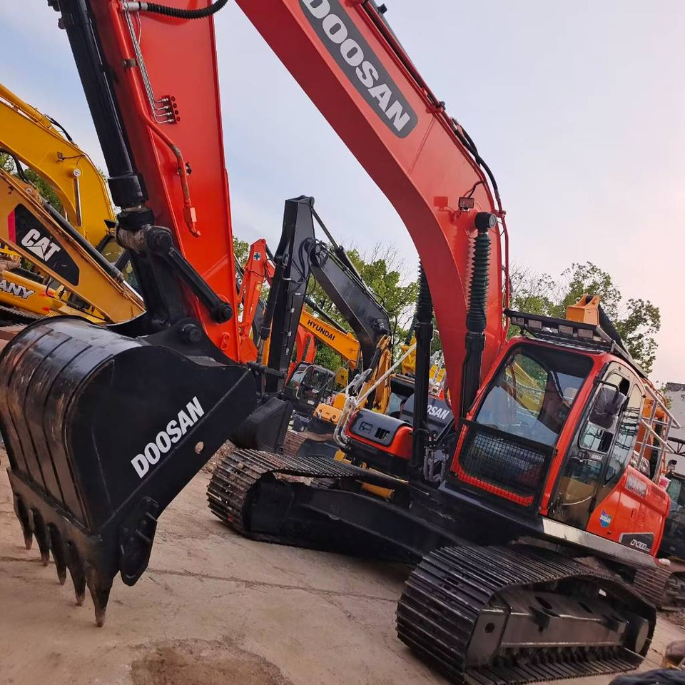 Escavadora de rastos Doosan DX 300: foto 9