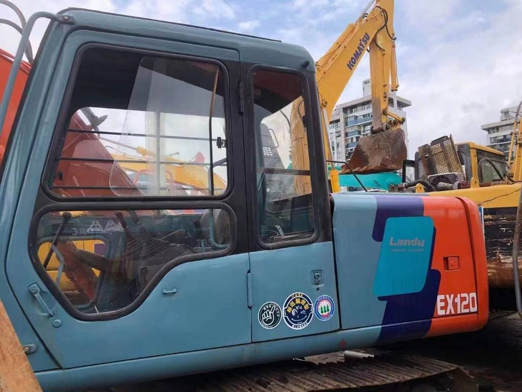 Hitachi EX 120-3 - Escavadora de rastos: foto 5 Hitachi EX 120-3 - Escavadora de rastos: foto 5