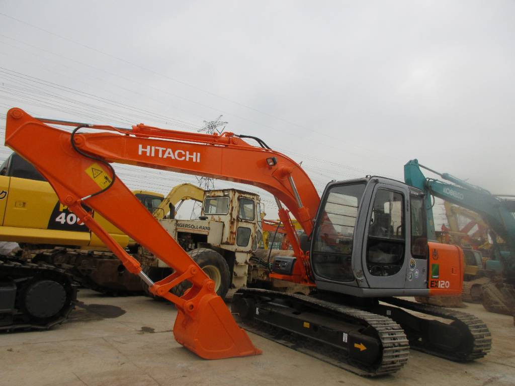 Hitachi EX 120-3 - Escavadora de rastos: foto 2 Hitachi EX 120-3 - Escavadora de rastos: foto 2