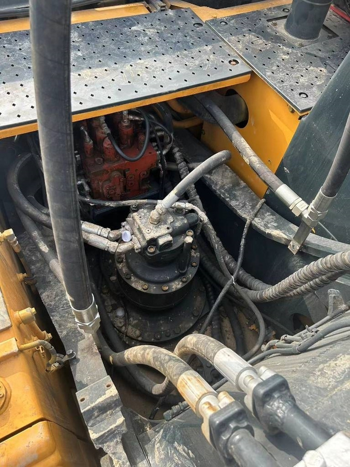 Hyundai 305LC - Escavadora de rastos: foto 3 Hyundai 305LC - Escavadora de rastos: foto 3