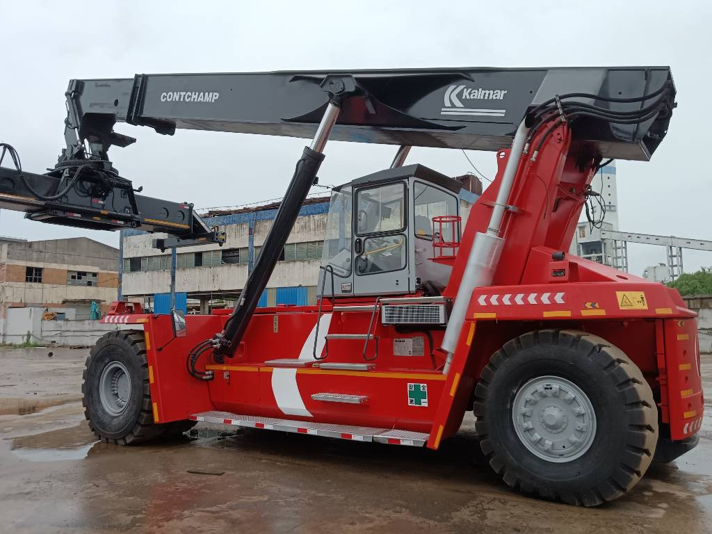 Kalmar DRF 450-60 S6 - Reachstacker porta contentores: foto 1 Kalmar DRF 450-60 S6 - Reachstacker porta contentores: foto 1
