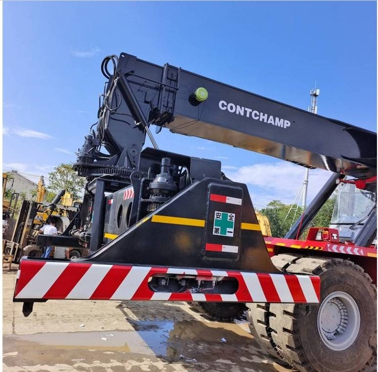 Kalmar DRF 450 - Reachstacker porta contentores: foto 3 Kalmar DRF 450 - Reachstacker porta contentores: foto 3