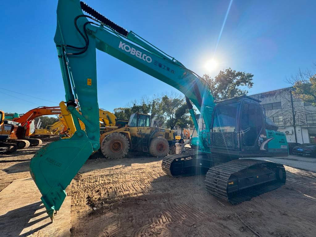 Kobelco SK 200-8 - Escavadora de rastos: foto 2 Kobelco SK 200-8 - Escavadora de rastos: foto 2