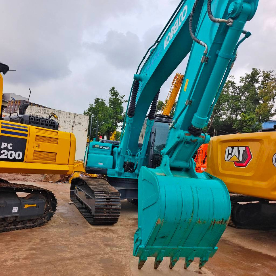 Kobelco SK 200 - Escavadora de rastos: foto 2 Kobelco SK 200 - Escavadora de rastos: foto 2