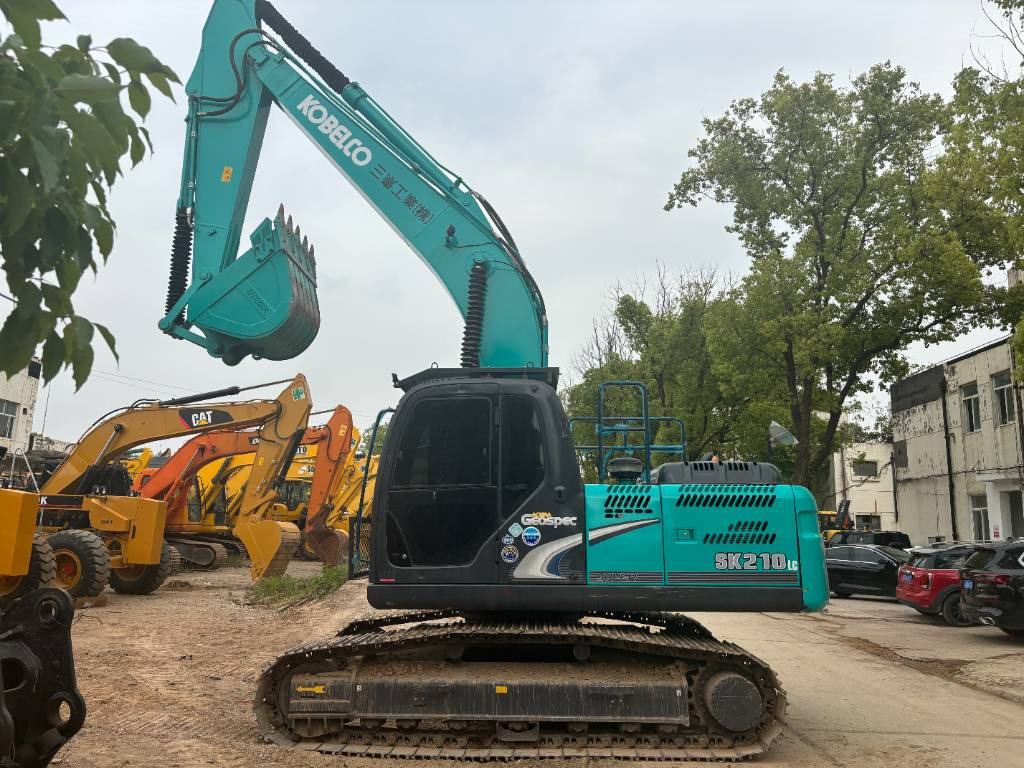 Kobelco SK 210 - Escavadora de rastos: foto 2 Kobelco SK 210 - Escavadora de rastos: foto 2