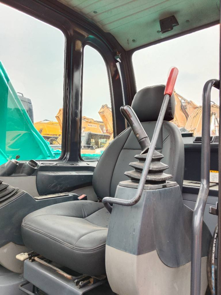 Kobelco SK 75 - Escavadora de rastos: foto 5 Kobelco SK 75 - Escavadora de rastos: foto 5
