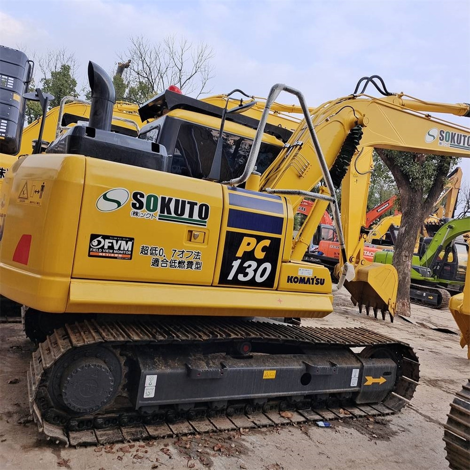 Komatsu PC 130 - Escavadora de rastos: foto 4 Komatsu PC 130 - Escavadora de rastos: foto 4