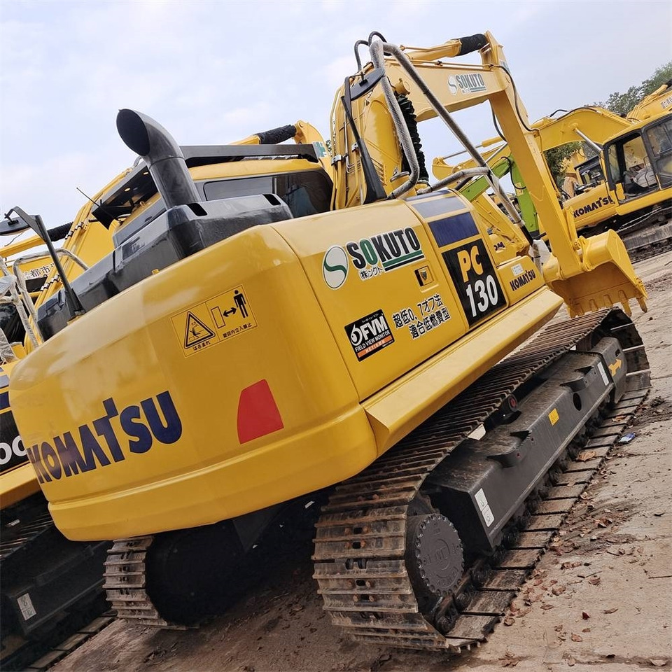 Komatsu PC 130 - Escavadora de rastos: foto 5 Komatsu PC 130 - Escavadora de rastos: foto 5